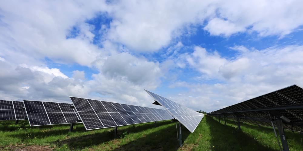 Landes : une centrale solaire de 70 hectares, dotée de 102 000 panneaux, inaugurée à Morcenx-la-Nouvelle
